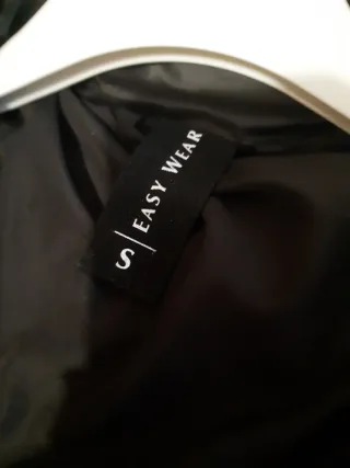 Anorak chica negra Easy Wear