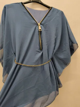 Blusa blu con zip sul davanti Tg. S/M