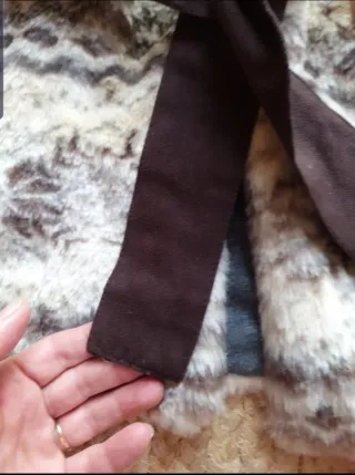 Chaleco pelo mujer beige y marrón