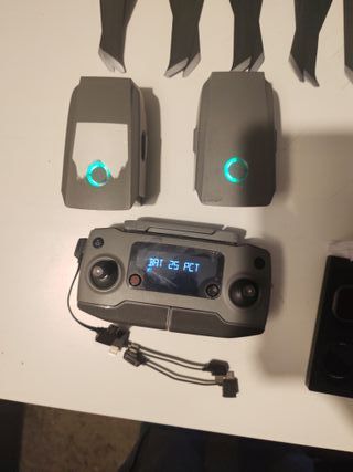 DJI Mavic 2 Pro Drone con accessori