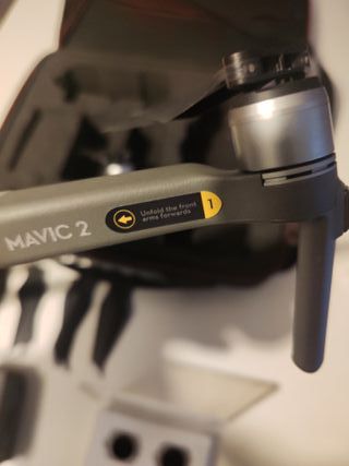 DJI Mavic 2 Pro Drone con accessori