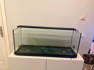 Acuario 120L + 2 filtros + calentador + luz