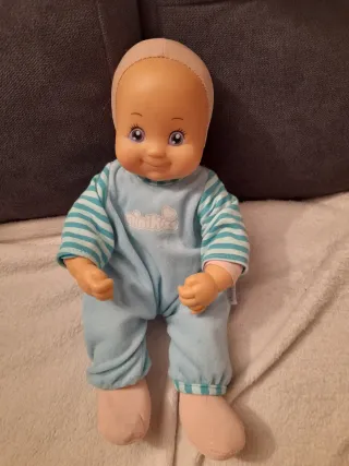 Pijama de muñeco  Minikiss Smoby + regalo muñeca