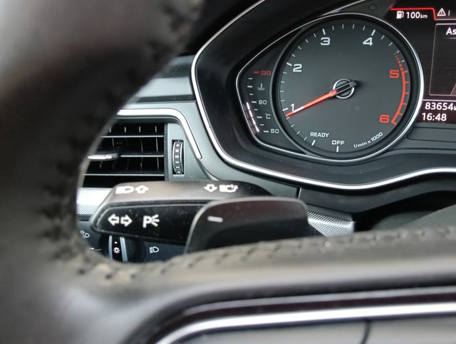 Audi A4 2.0 TDI 110kW150CV S tronic sport edit