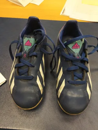 Botas de fútbol Adidas F50 Talla 32