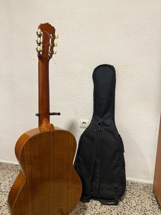 Guitarra Española Artesanal + Funda