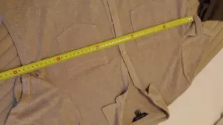 Camisetas Cortefiel beige y marrón