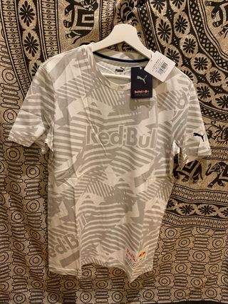 Camiseta Red Bull Batalla de los Gallos