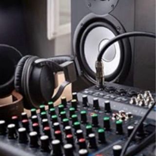 Mesa de Mezclas Yamaha MG12XUK 12 Canales USB