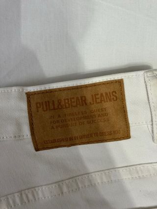Pantalón corto vaquero blanco Pull&Bear