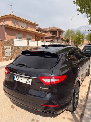 Maserati Levante 430cv