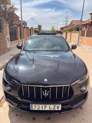 Maserati Levante 430cv