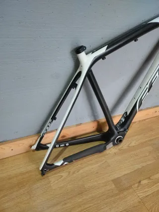 Cuadro Felt Carbono 29er t-xl