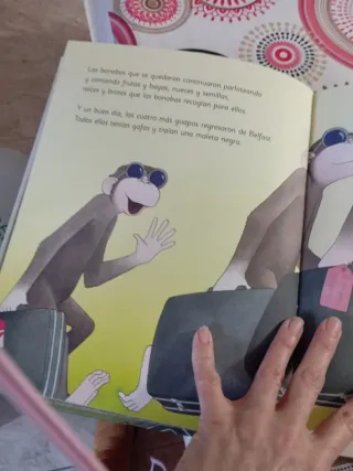 La historia de los bonobos con gafas (Spanish E...