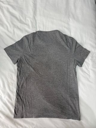 Camiseta Guess Gris