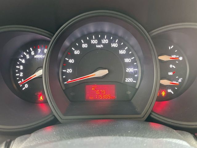 Kia Rio 1.2 CVVT 62kW (84CV) Concept