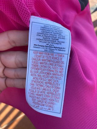 Chaqueta Nike Vintage Rosa y Negra