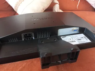 Pantalla para Ordenador Samsung Negra.