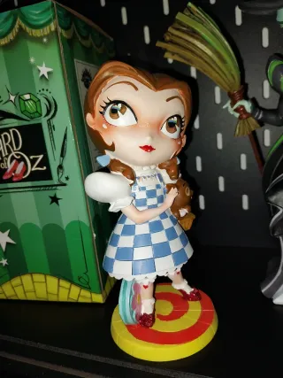 Figura Dorothy Mago de Oz Miss Mindy