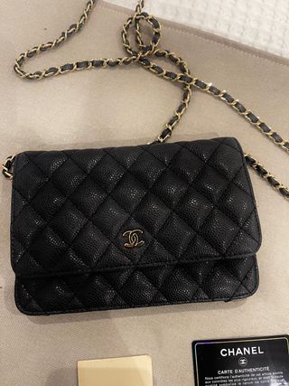 Bolso Chanel Negro y Dorado