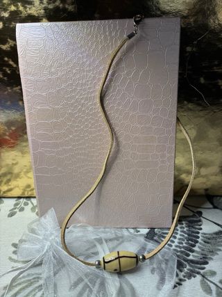 Colgante Cilindro Hueso Beige con lineas marron