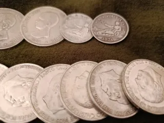Monete d'argento antiche