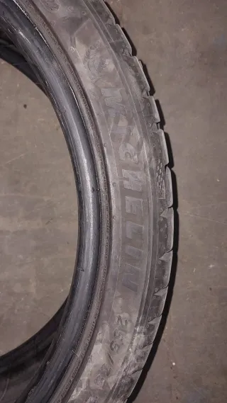 Neumáticos Michelin 19 75% vida