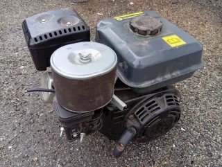 Motor 4 tiempos 6.5 HP tipo Honda