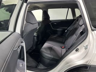 Toyota RAV4 220H Advance