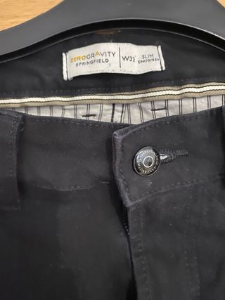 Pantalón vaquero negro