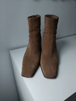 Botas serraje marrón tacón