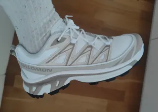 Zapatillas Salomon XT-6 Beige/Blanco Nuevas