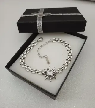 Bracciale con ciondolo sole