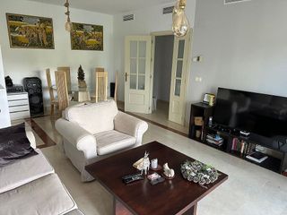 Piso en alquiler en Nueva Andalucía centro en Marbella