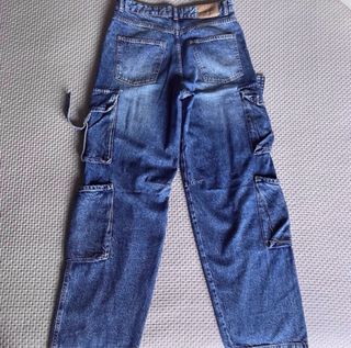 Vaqueros cargo azules. Nuevos sin etiqueta