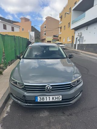Volkswagen Passat 2018 averiado