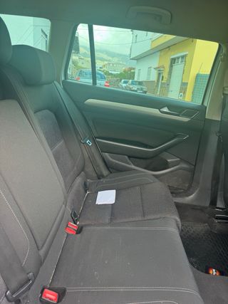 Volkswagen Passat 2018 averiado