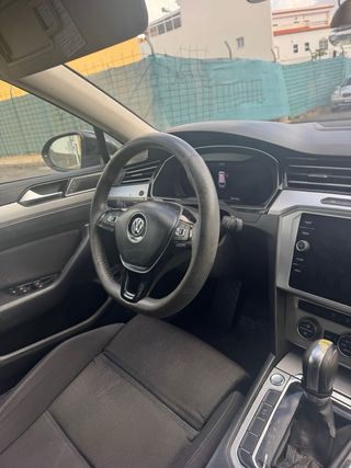 Volkswagen Passat 2018 averiado