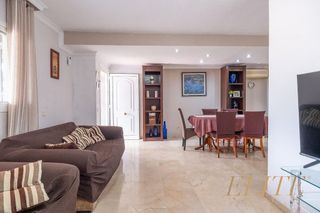 Casa adosada en venta en San Fernando en San Bartolomé de Tirajana