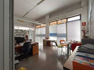 Local comercial en alquiler en Elda