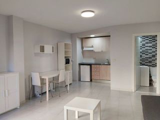 Estudio en alquiler en Centre Històric - Rambla Ferran - Estació en Lleida