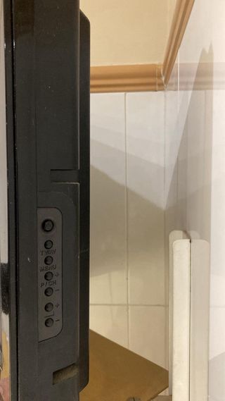 Televisor OKI con HDMI