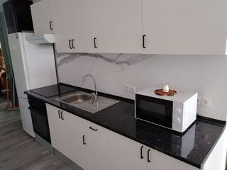 Piso en alquiler en Albufereta en Alicante