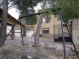 Chalet en venta en Yecla