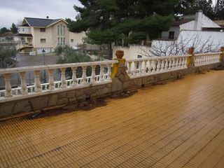 Chalet en venta en Yecla