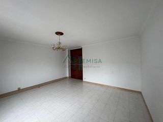 Edificio en venta en A Gándara en Narón