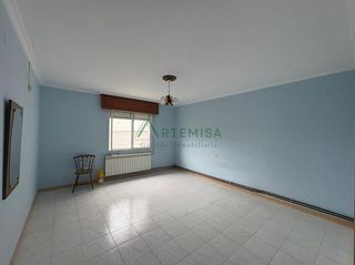 Edificio en venta en A Gándara en Narón