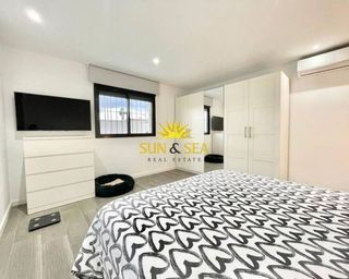 Casa en alquiler en Nueva Torrevieja - Aguas Nuevas en Torrevieja