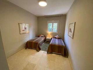 Piso en alquiler en Los Naranjos - Las Brisas en Marbella