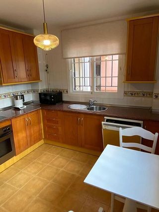 Piso en alquiler en Los Naranjos - Las Brisas en Marbella